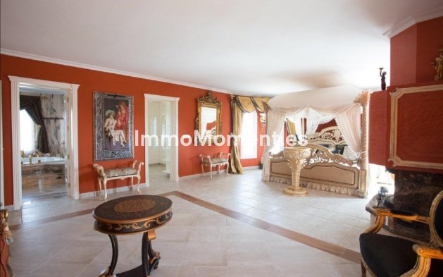 Revente - Villa - La Nucía - La Nucia Centro