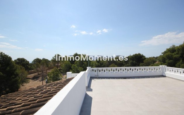 Wiederverkauf - Villa - La Nucía - La Nucia Centro