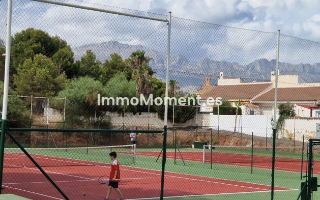 Wiederverkauf - Villa - La Nucía - La Nucia Centro