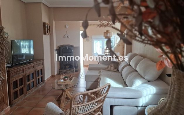 Wiederverkauf - Villa - Polop - Polop Centro