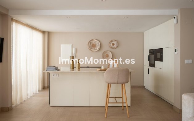 Reventa - Villa - Benalmadena - Benalmadena Costa