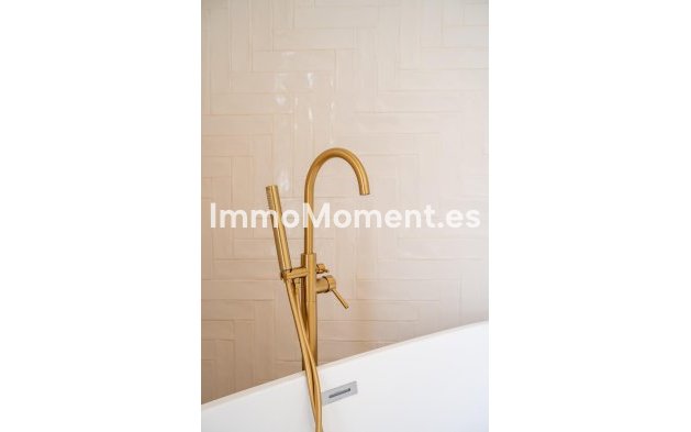 Reventa - Villa - Benalmadena - Benalmadena Costa