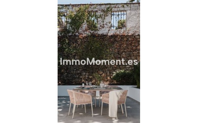 Revente - Villa - Marbella - Nueva Andalucía