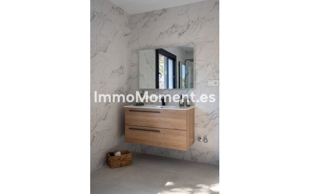 Revente - Villa - Marbella - Nueva Andalucía