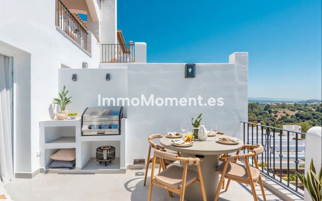 Resale - Apartment - Benahavís - Benahavís Centro