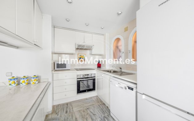 Revente - Appartement - Estepona  - Estepona Centro