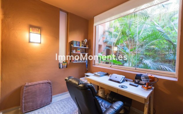 Wiederverkauf - Wohnung - Marbella - Nueva Andalucía