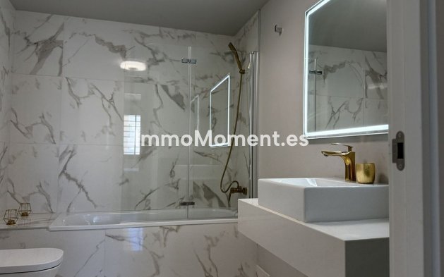 Wiederverkauf - Wohnung - Estepona  - Estepona Centro