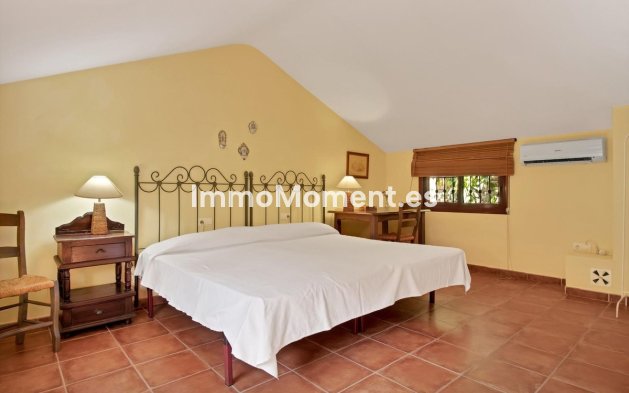 Revente - Maison de campagne - Intérieur                       - Ojén