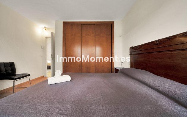 Resale - Villa - Marbella - Elviria