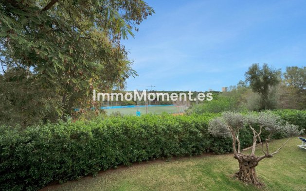Resale - Villa - Marbella - Elviria