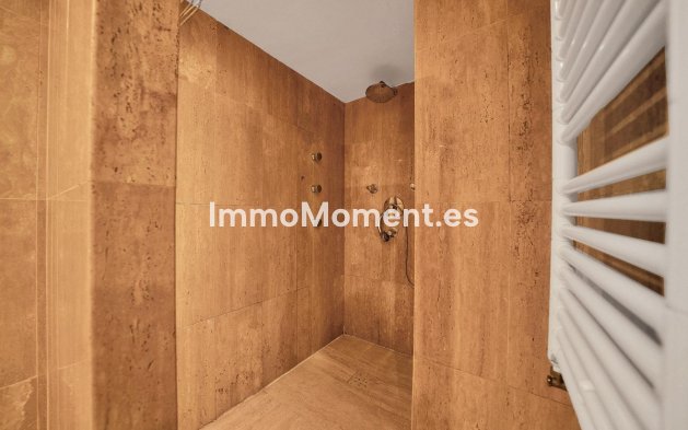 Resale - Villa - Marbella - Elviria