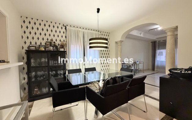 Reventa - Villa - Estepona  - Estepona Centro