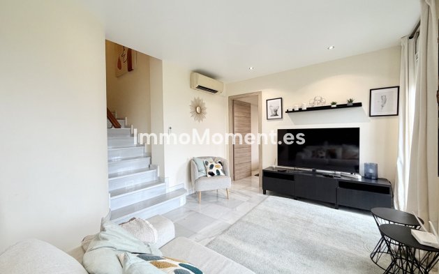 Resale - Apartment - Manilva - La Duquesa