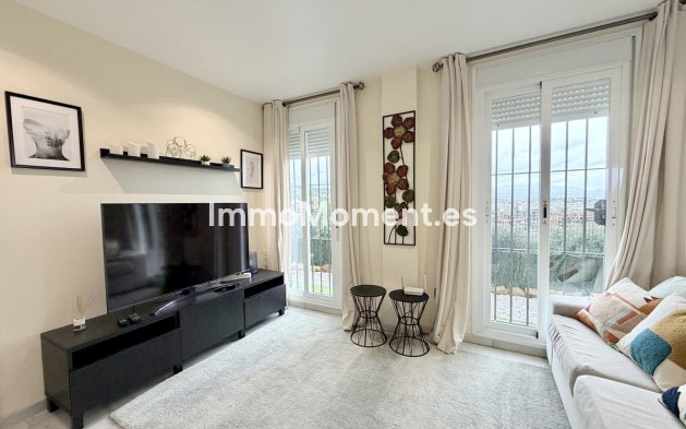 Resale - Apartment - Manilva - La Duquesa