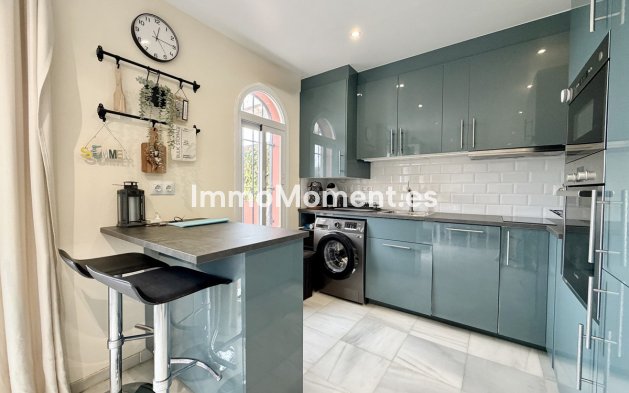 Resale - Apartment - Manilva - La Duquesa