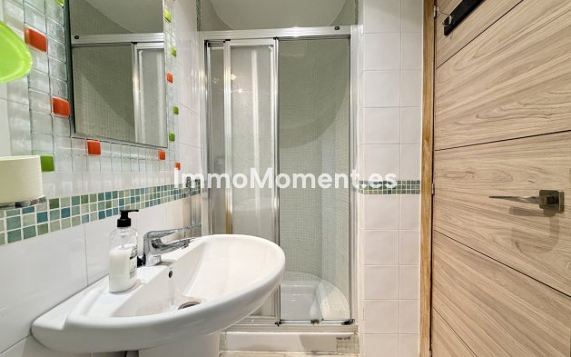 Resale - Apartment - Manilva - La Duquesa