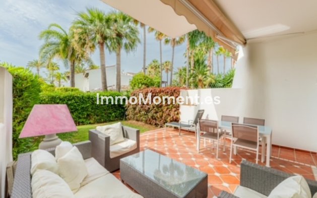 Revente - Maison mitoyenne - Estepona  - Estepona Centro