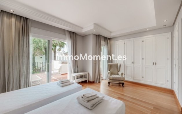 Revente - Maison mitoyenne - Estepona  - Estepona Centro