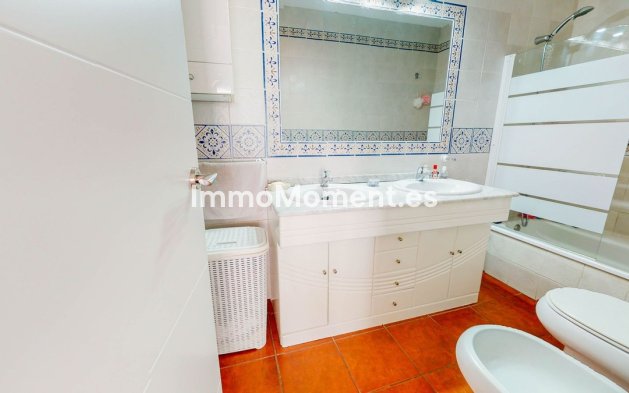 Resale - Villa - Benahavís - Benahavís Centro