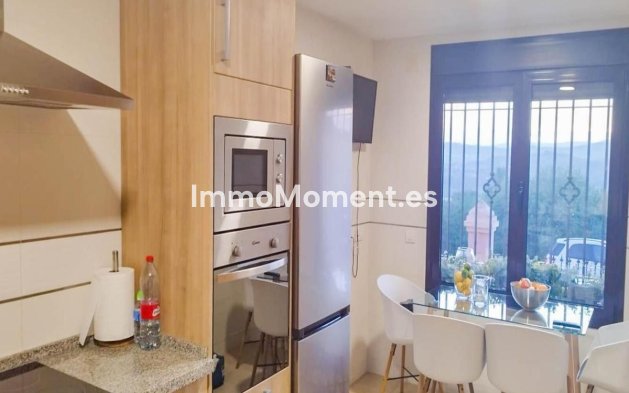 Wiederverkauf - Reihenhaus - Estepona  - Estepona Centro