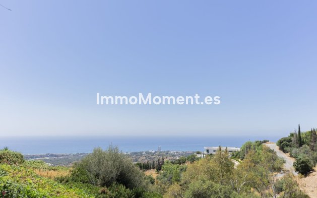 Resale - Apartment - Marbella - Altos de los Monteros