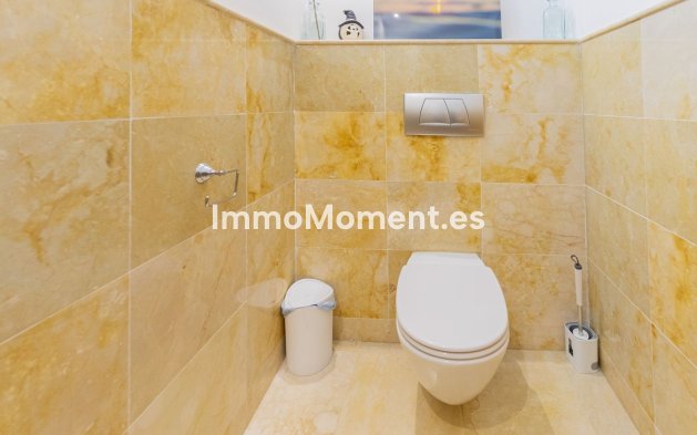 Resale - Apartment - Marbella - Altos de los Monteros