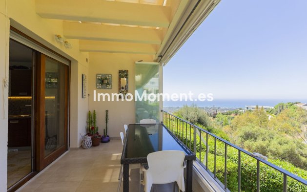 Resale - Apartment - Marbella - Altos de los Monteros