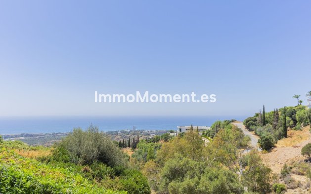 Resale - Apartment - Marbella - Altos de los Monteros