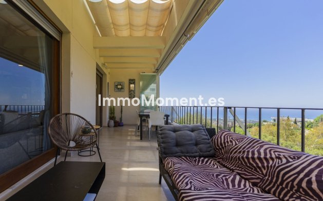 Resale - Apartment - Marbella - Altos de los Monteros