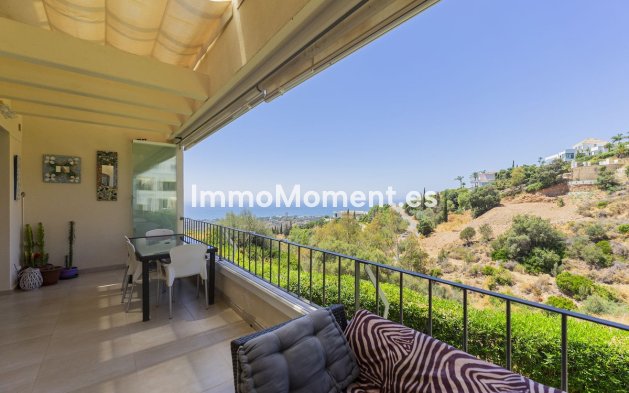 Resale - Apartment - Marbella - Altos de los Monteros