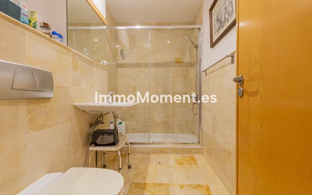 Resale - Apartment - Marbella - Altos de los Monteros