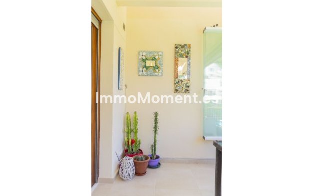 Resale - Apartment - Marbella - Altos de los Monteros