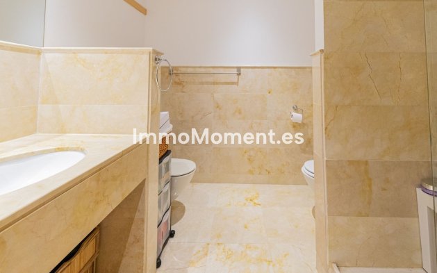 Resale - Apartment - Marbella - Altos de los Monteros