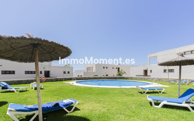 Resale - Apartment - Marbella - Altos de los Monteros