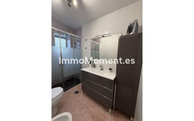 Resale - Apartment - Málaga - Capuchinos