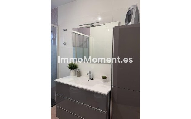 Resale - Apartment - Málaga - Capuchinos