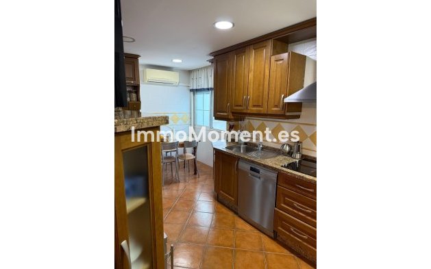 Resale - Apartment - Málaga - Capuchinos