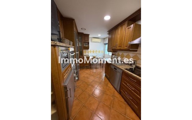 Resale - Apartment - Málaga - Capuchinos