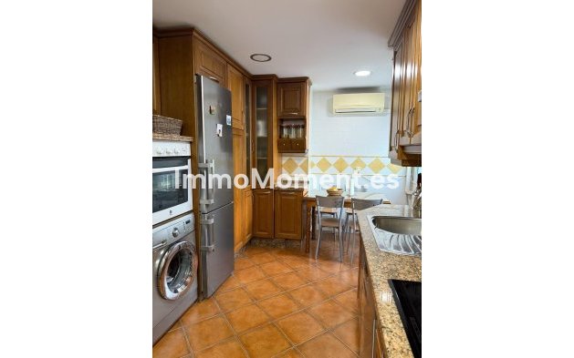 Resale - Apartment - Málaga - Capuchinos