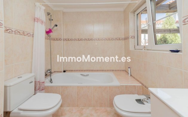 Revente - Villa - Fuengirola - Fuengirola Centro