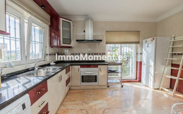 Revente - Villa - Fuengirola - Fuengirola Centro