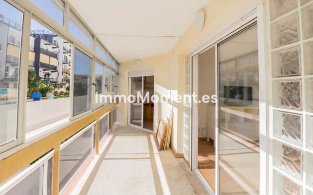 Resale - Apartment - Torremolinos