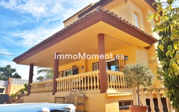 Resale - Villa - Marbella - Nueva Andalucía