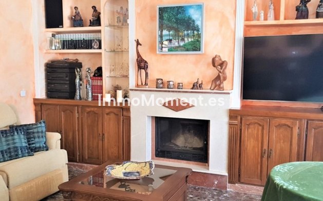 Resale - Villa - Marbella - Nueva Andalucía