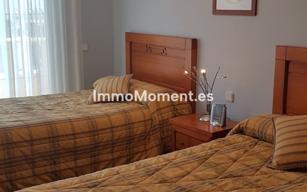 Resale - Villa - Marbella - Nueva Andalucía