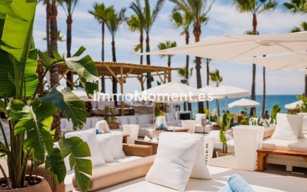 New Build - Land - Marbella - Elviria