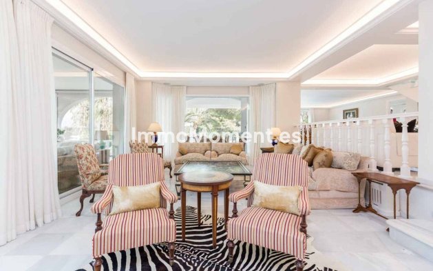 Revente - Villa - Marbella - Río Real