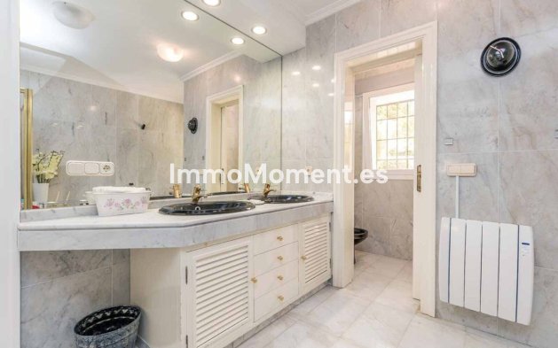 Revente - Villa - Marbella - Río Real