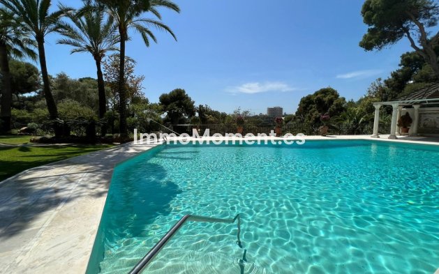 Revente - Villa - Marbella - Río Real